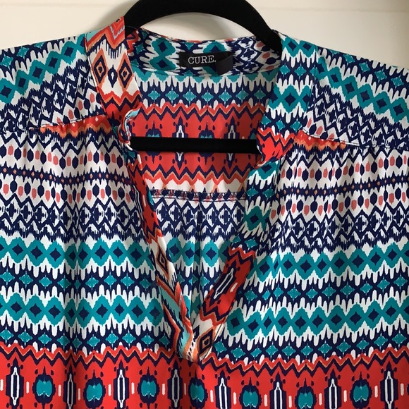 SHEER FLOWY TOP - Picture 3 of 3